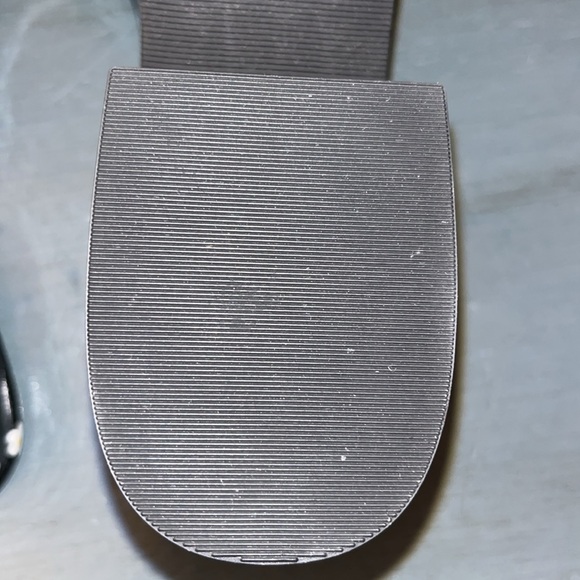 Wild Pair Womens Melborne Black w White Daisy Patent Platform Sandals Black 9 M - Picture 12 of 14